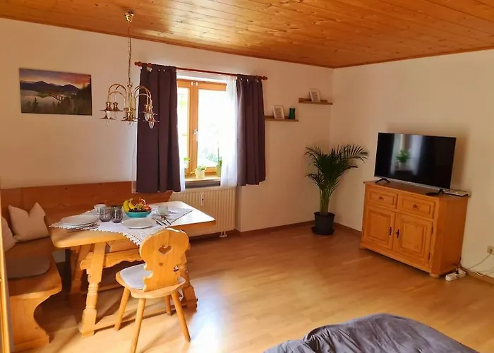 Ruhige Ferienwohnung In Bad Toelz